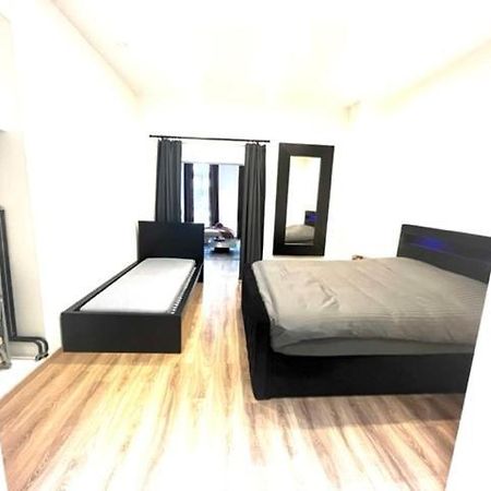 Modern Appartement In Hartje Gent Kültér fotó